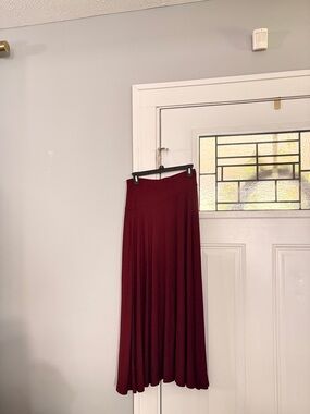 Madewell Burgundy Pleated Maxi Skirt